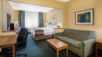 Studio Suite, 1 King Bed, Non Smoking | In-room safe, desk, laptop workspace, blackout drapes