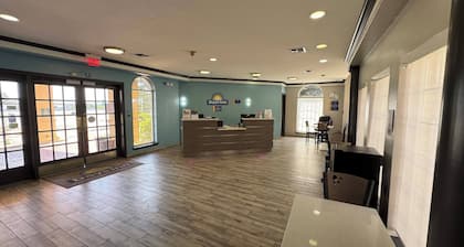 Days Inn by Wyndham Georgetown