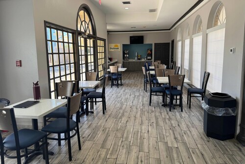 Days Inn by Wyndham Georgetown