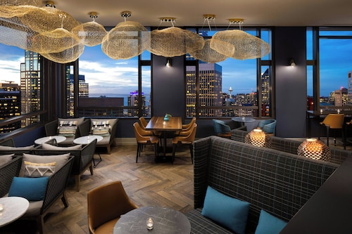 Renaissance Seattle Hotel