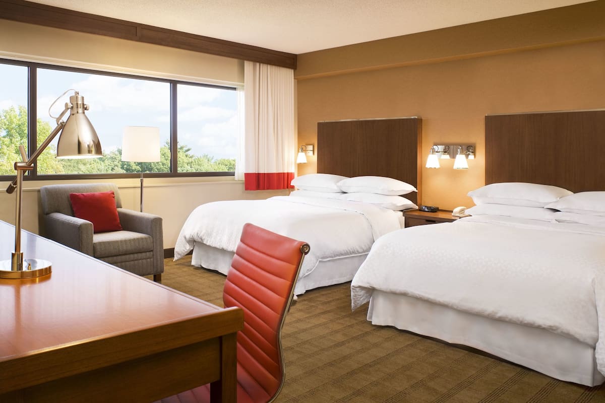 1 bedroom, premium bedding, down comforters, in-room safe