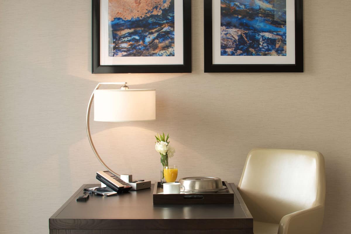 1 bedroom, in-room safe, desk, blackout drapes