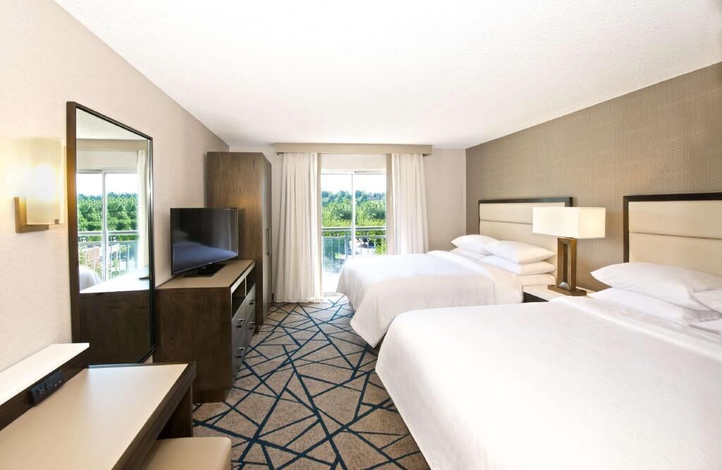 1 bedroom, in-room safe, desk, blackout curtains