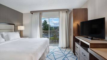 1 bedroom, in-room safe, desk, blackout drapes