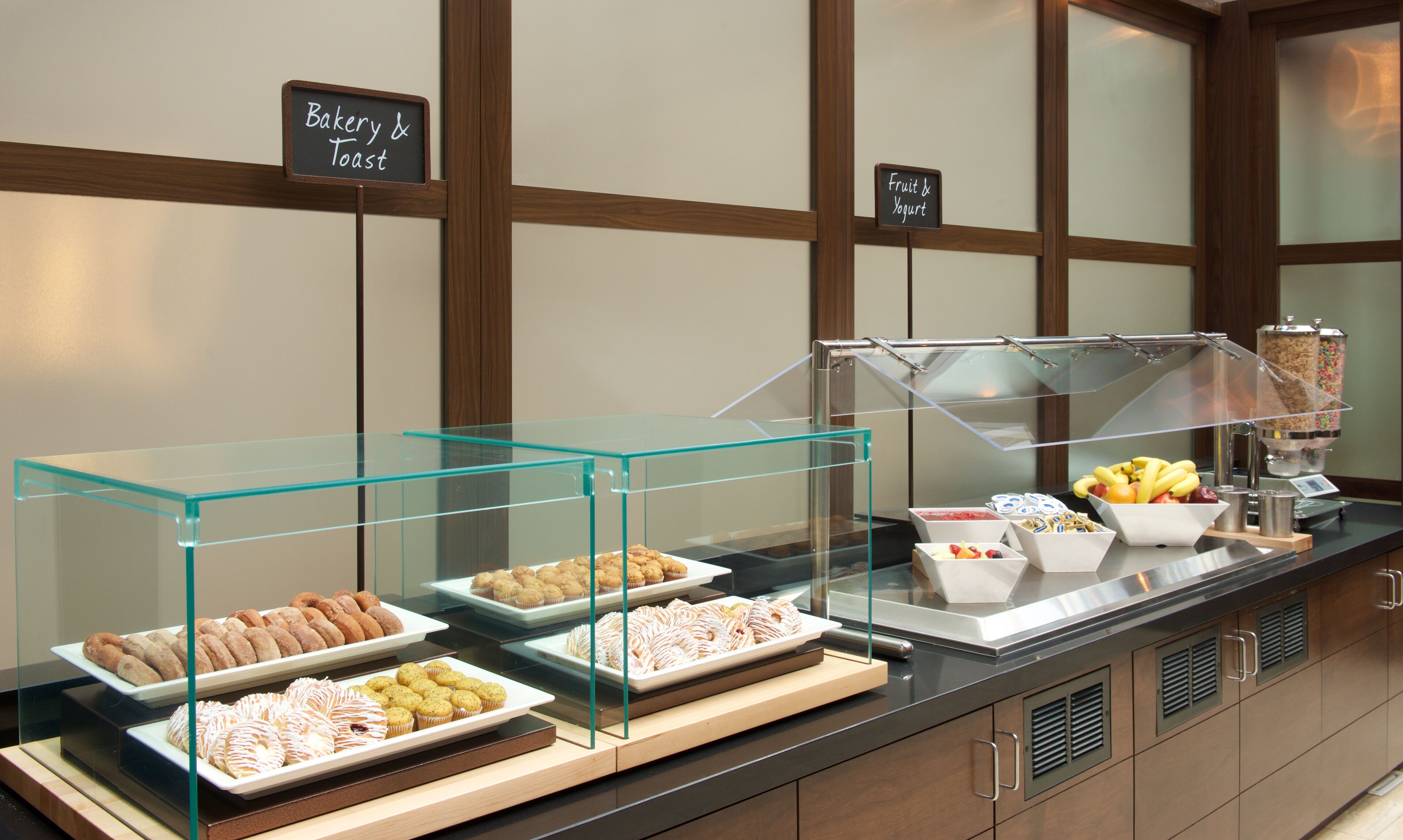 free daily cooked-to-order breakfast