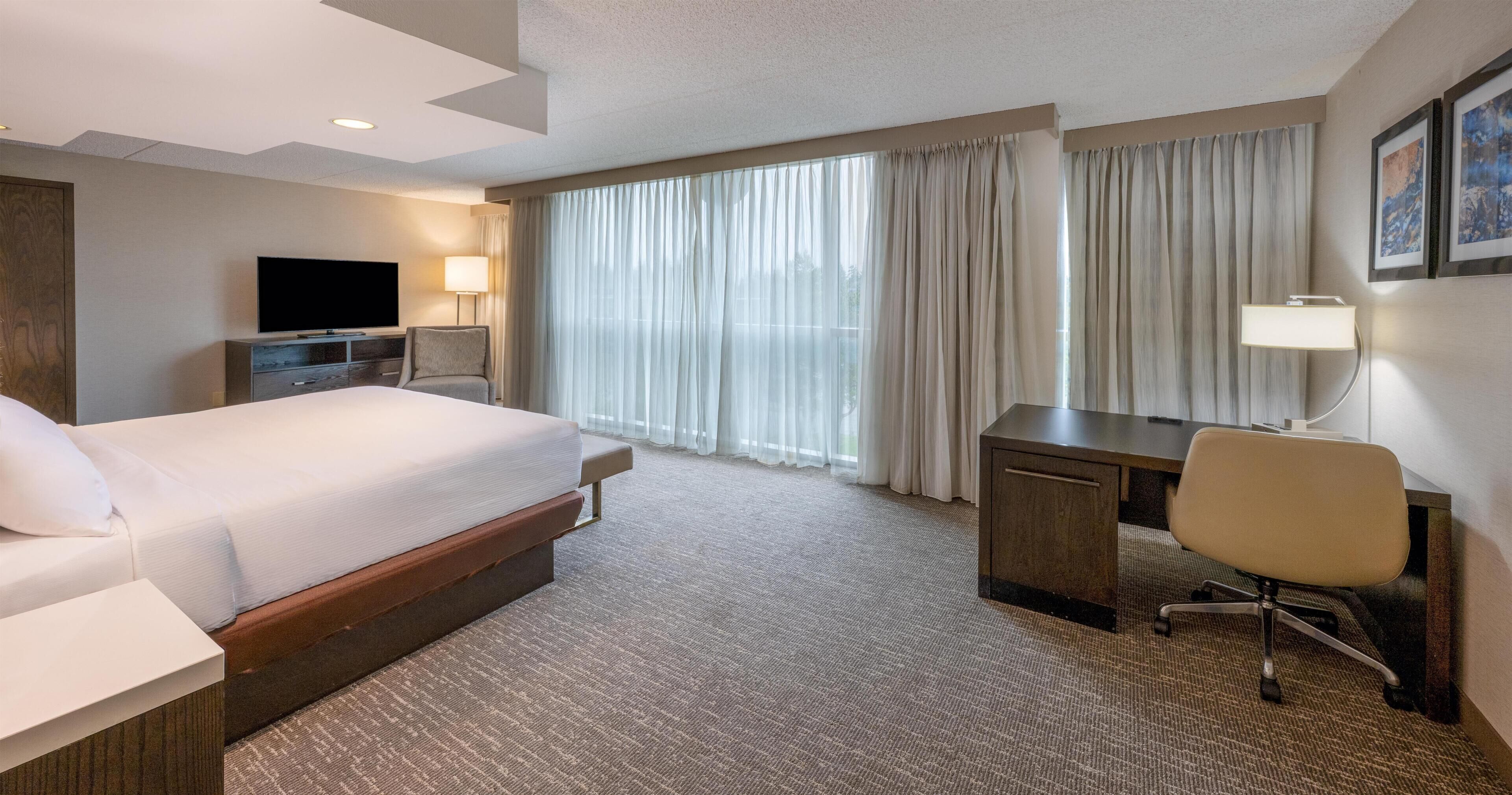 Suite presidencial, 1 cama King size y sofá cama, para no fumadores | 1 habitación, caja de seguridad en la habitación y escritorio 