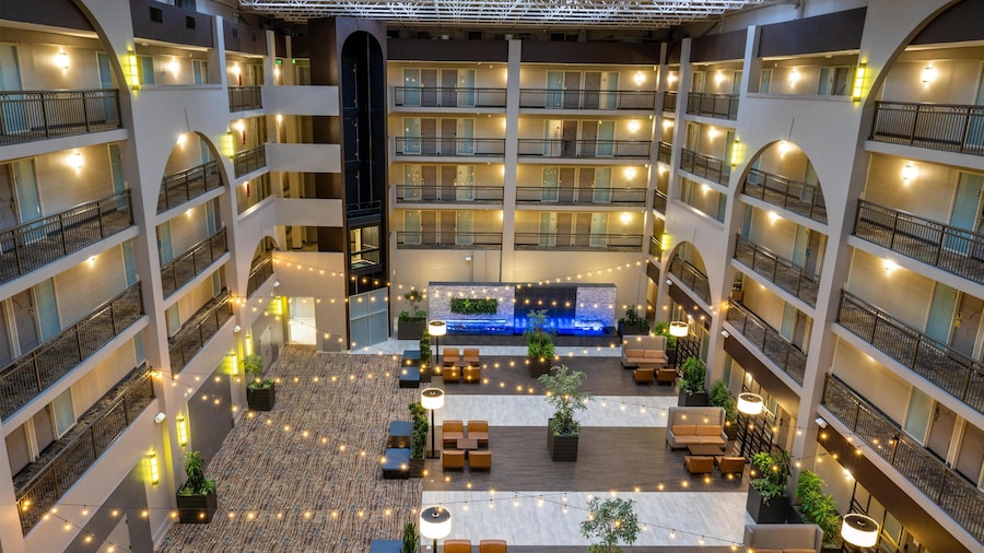 Embassy Suites by Hilton Seattle Bellevue