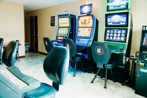 Casino - Country Garden & Suites (Benton)