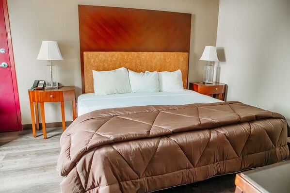 Premium bedding, desk, iron/ironing board, bed sheets