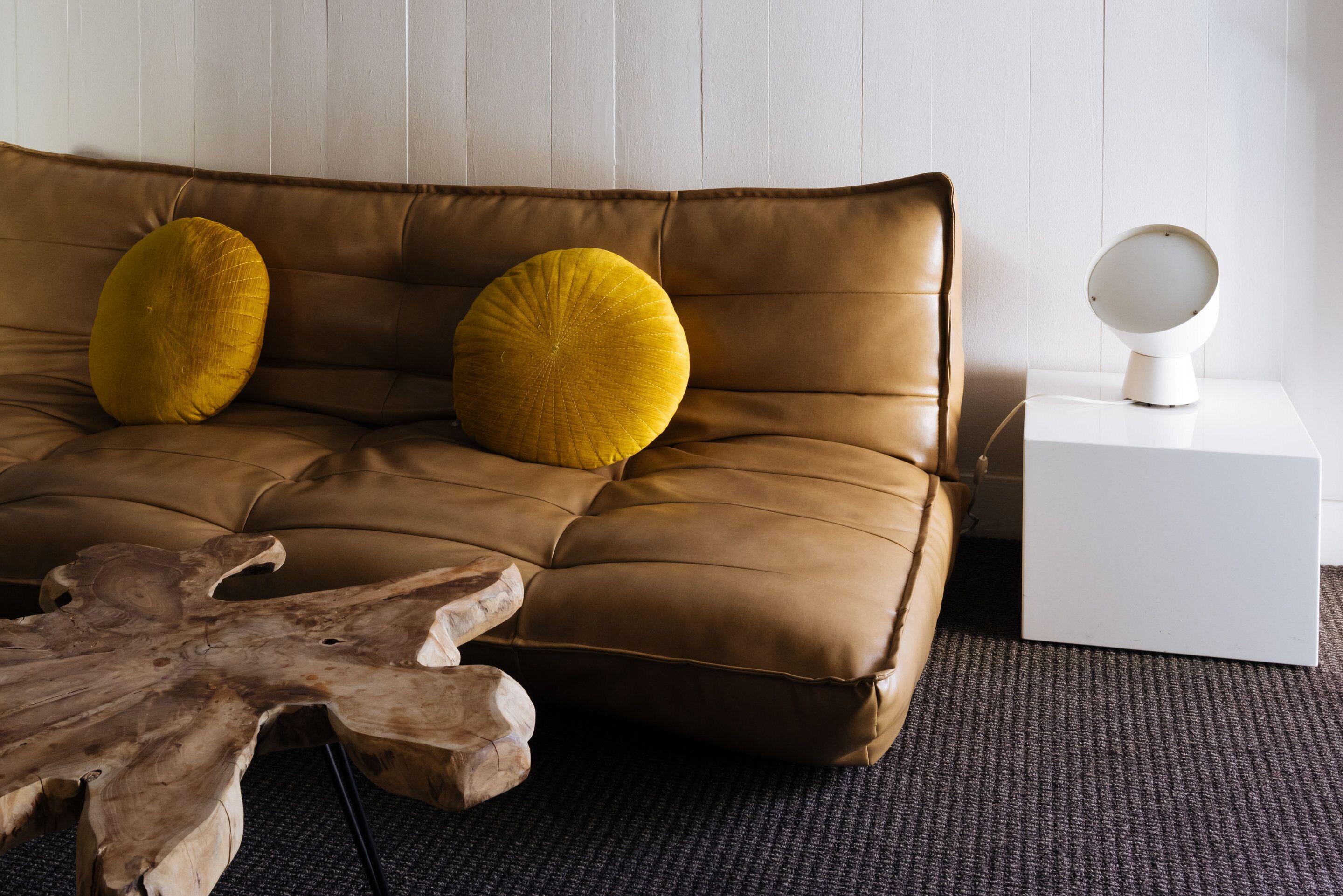 42-inch flat-screen tv with cable channels, tv, ipod dock