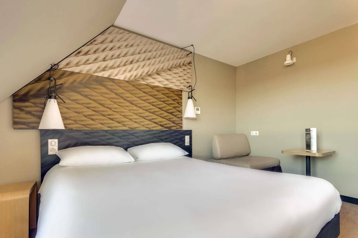 Habitació Comfort, 1 llit doble | Escriptori, cortines opaques i habitacions insonoritzades 