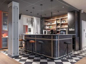 Bar (in der Unterkunft)