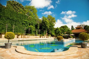 Seasonal outdoor pool