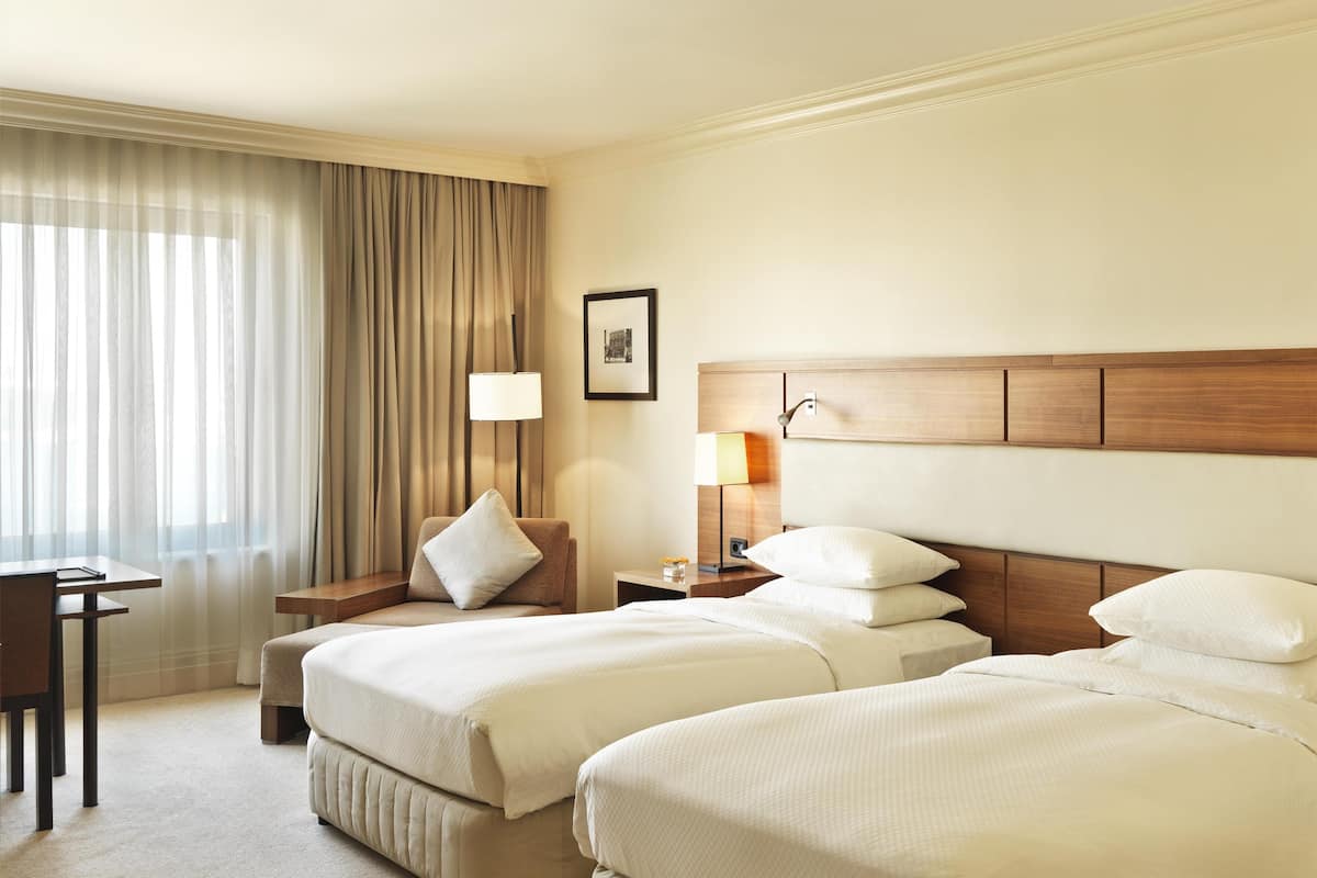 1 bedroom, hypo-allergenic bedding, minibar, in-room safe