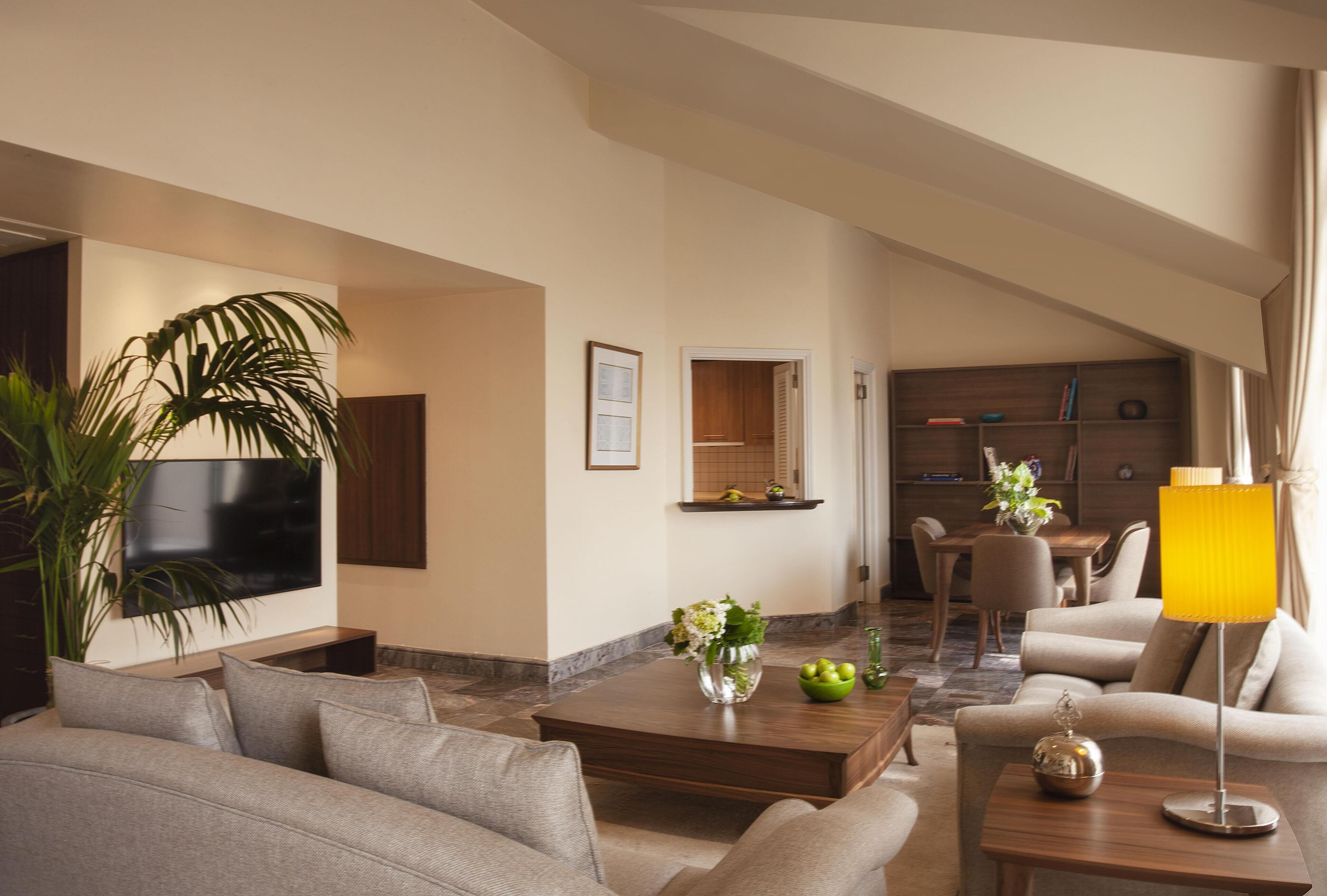 Suite, 3 Bedrooms, Terrace, City View | Hypo-allergenic bedding, minibar, in-room safe, desk