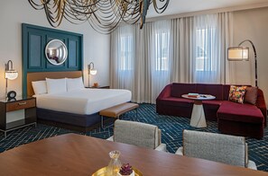Premium bedding, in-room safe, iron/ironing board, free WiFi - Hyatt Centric French Quarter (New Orleans)