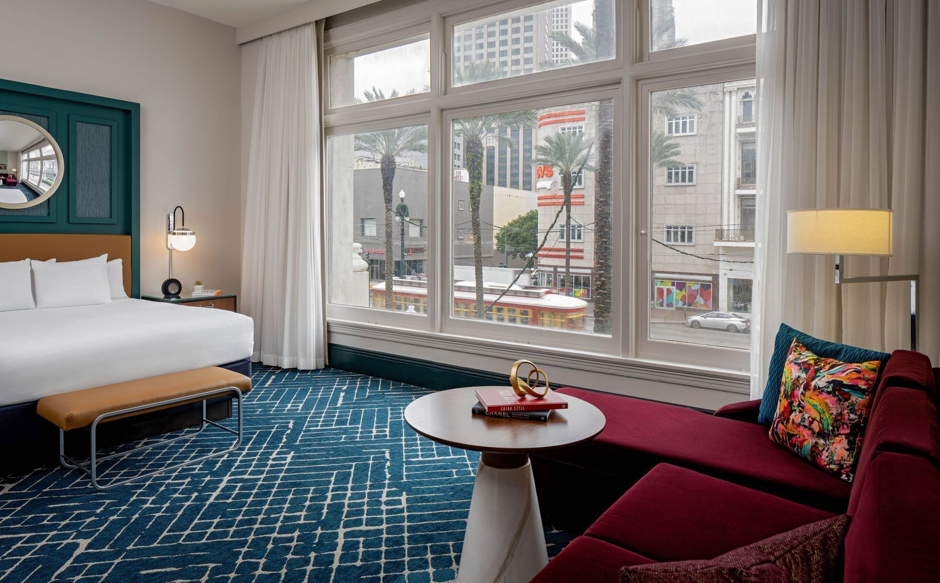 Premium bedding, in-room safe, iron/ironing board, free WiFi