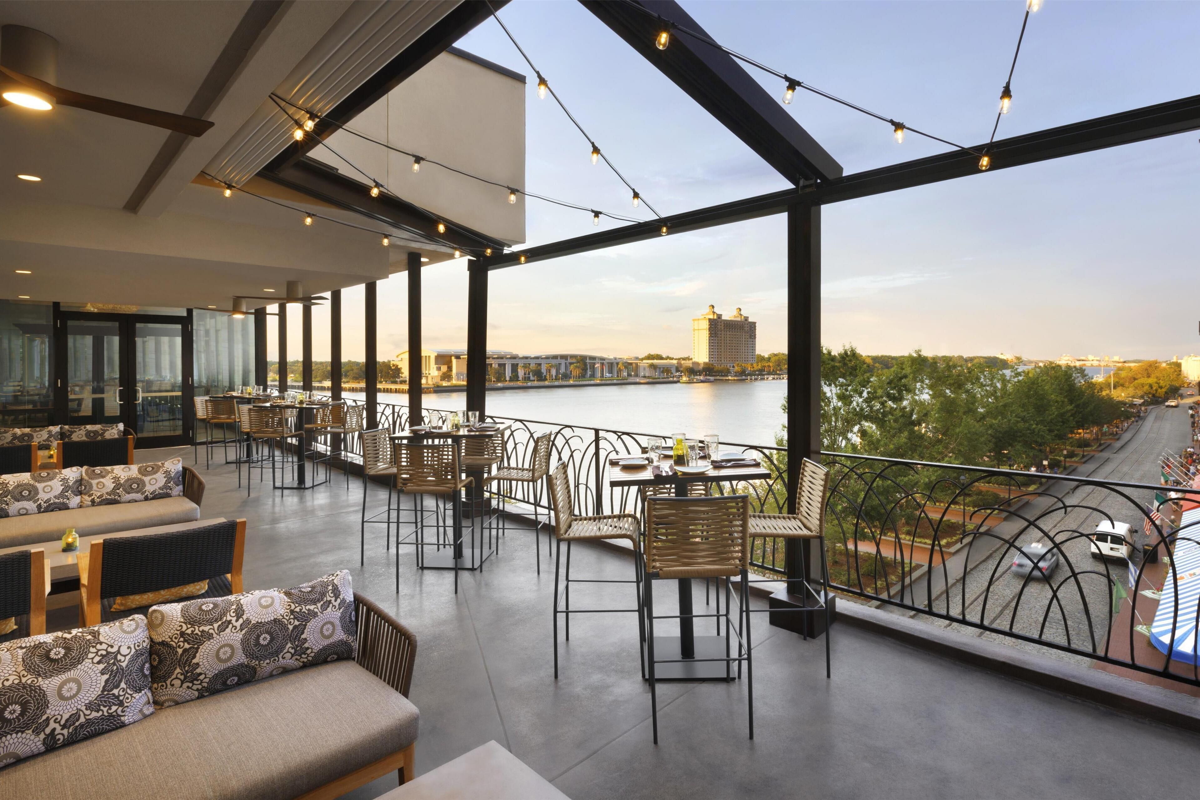 Breakfast, lunch, dinner served; southern cuisine, alfresco dining 