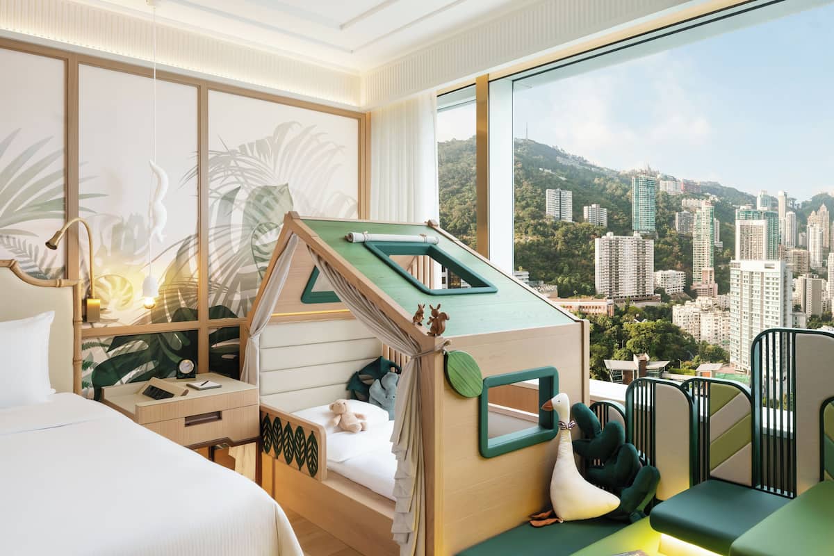 Room, 1 King Bed (Garden Lodge)
