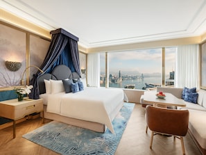 Family Suite (Hong Kong Wonders Themed) | City view