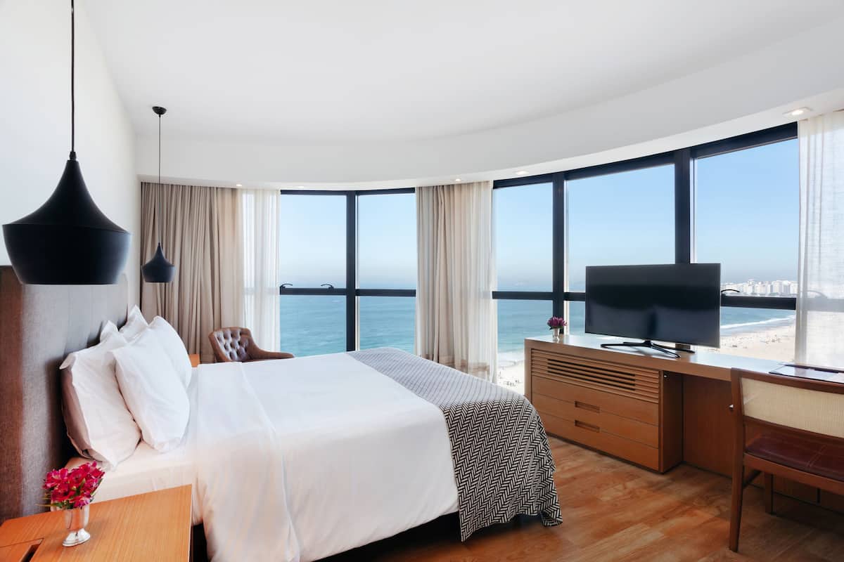 Premium bedding, minibar, in-room safe, desk