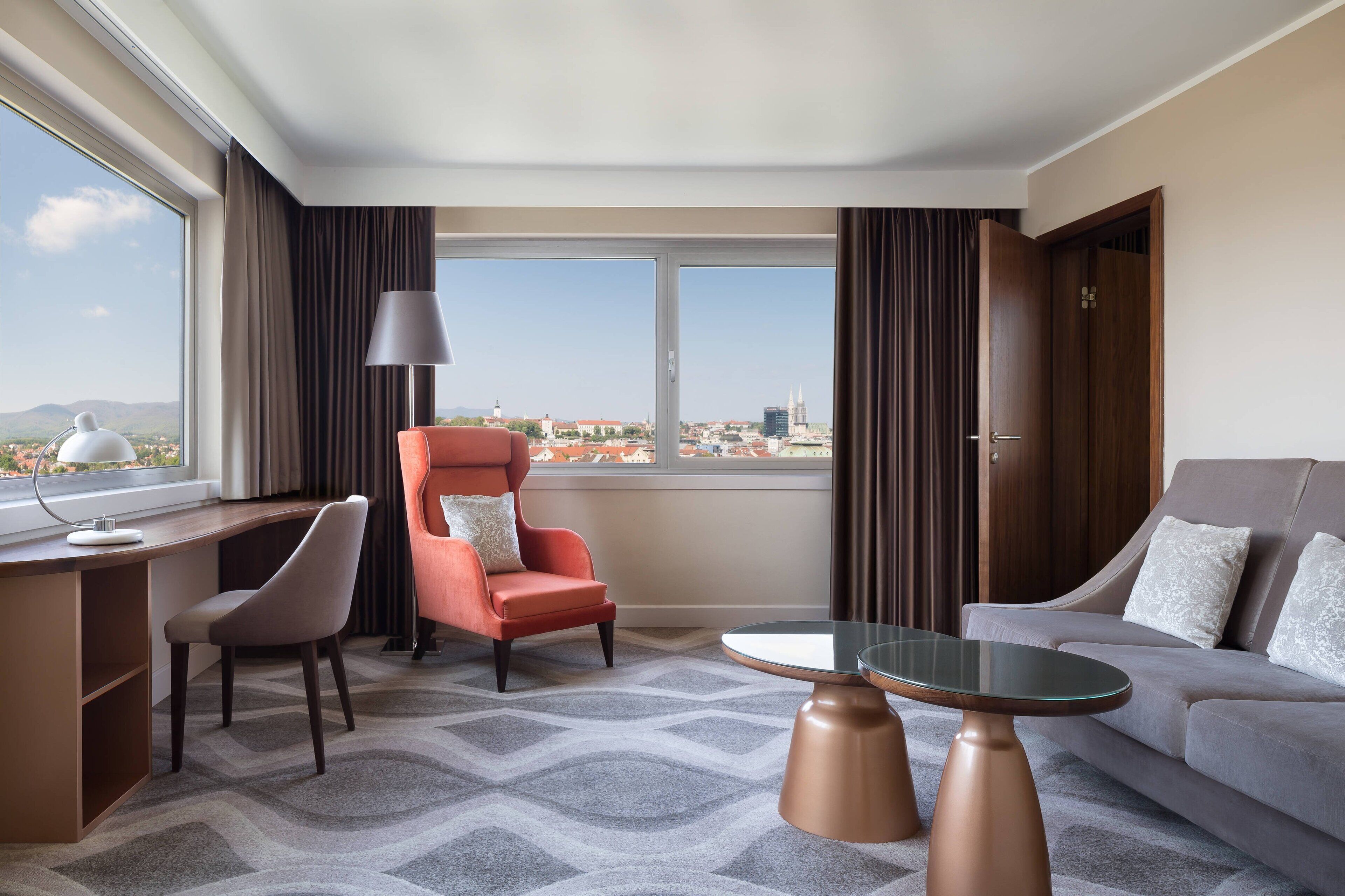 executive suite, 1 bedroom | city view