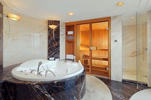 Presidential Suite, 2 Bedrooms, City View | Bathroom