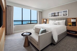 Suite, 1 Bedroom | Premium bedding, down comforters, pillowtop beds, minibar - The Ritz-Carlton, Chicago (Chicago)