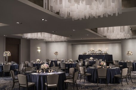 The Ritz Carlton, Chicago - Image 27