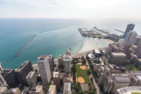 The Ritz Carlton, Chicago - Image 6
