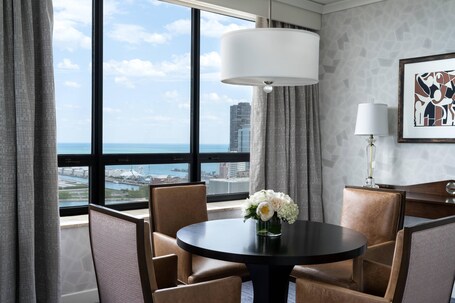 The Ritz Carlton, Chicago - Image 34