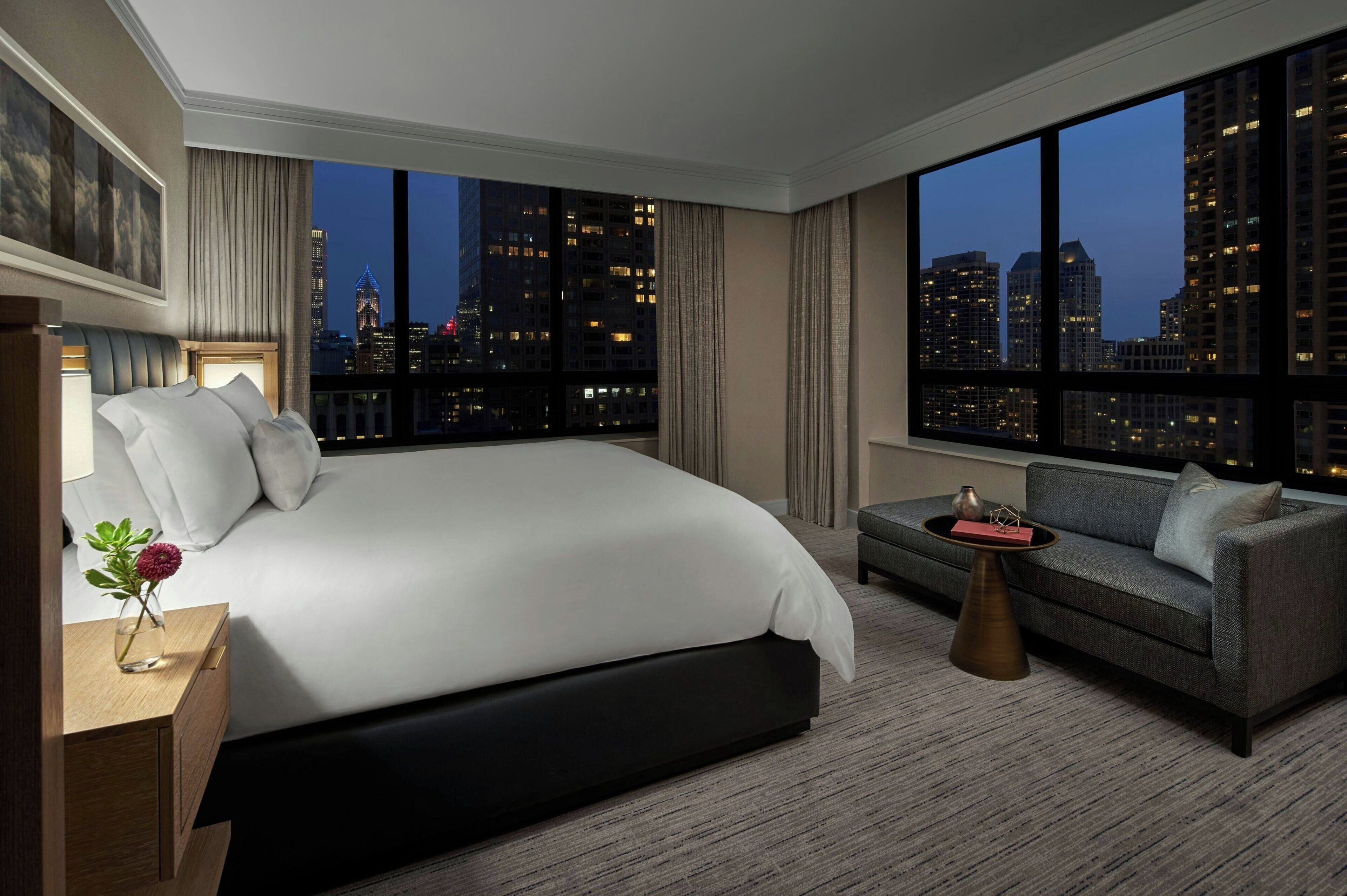 suite, 1 bedroom | premium bedding, down duvets, pillow-top beds, minibar