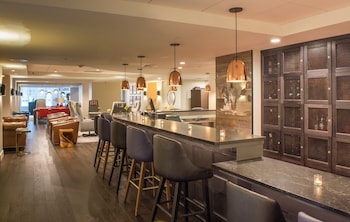 Lounge at King George Hotel