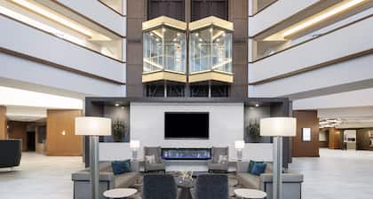 Crowne Plaza Lansing by IHG