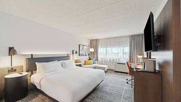 Chambre, 1 très grand lit, douche accessible en fauteuil roulant (Worklife, Comm Access)