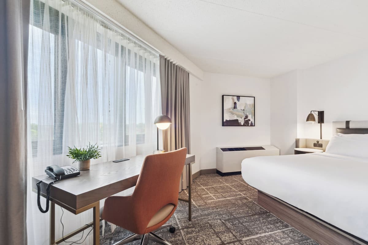 Room, 1 King Bed, Corner (Worklife, Walk-In Shower) | In-room safe, desk, iron/ironing board, free WiFi