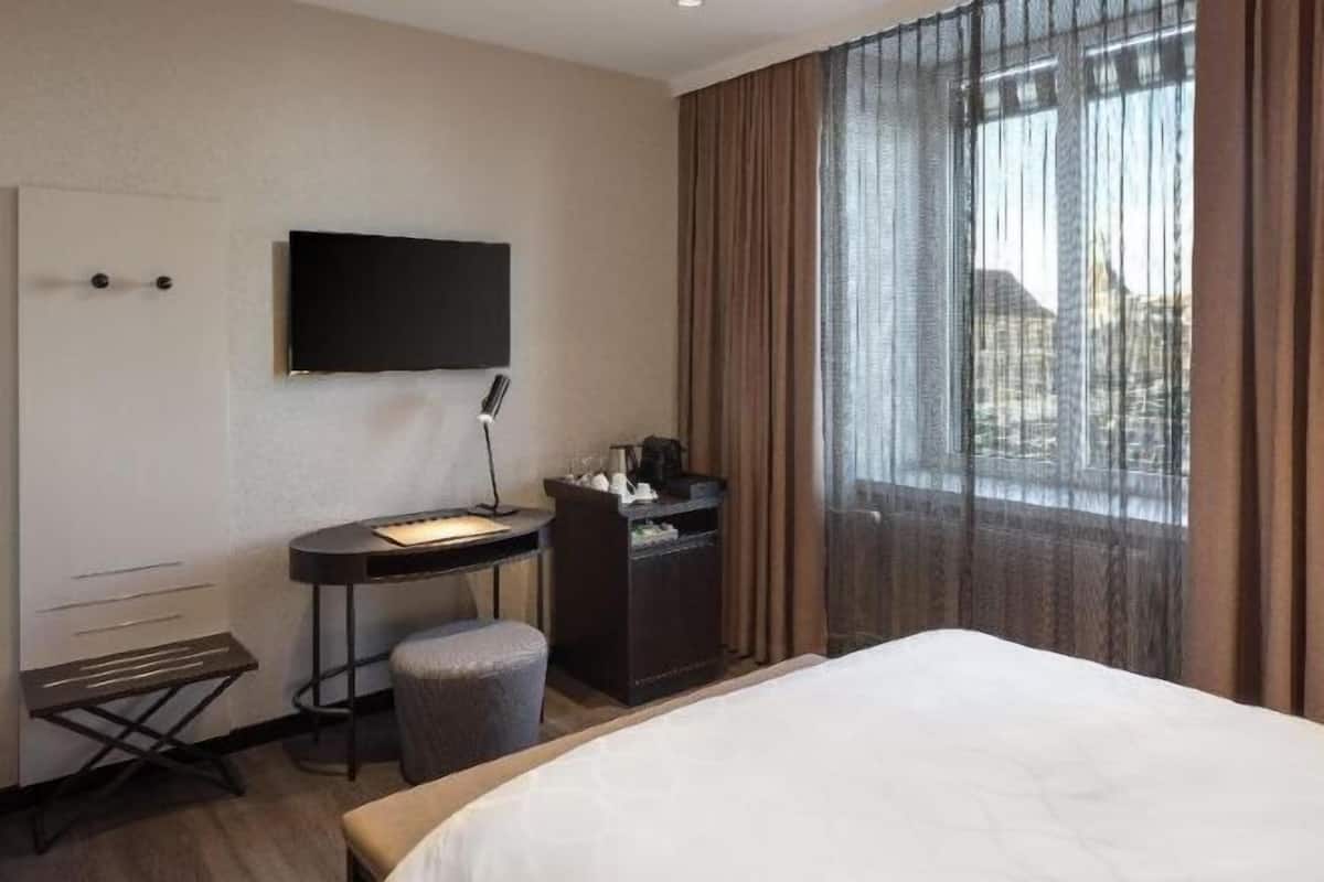 Ropa de cama hipoalergénica y minibar