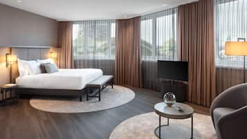 Familienzimmer | Allergikerbettwaren, Minibar, Zimmersafe, Schreibtisch