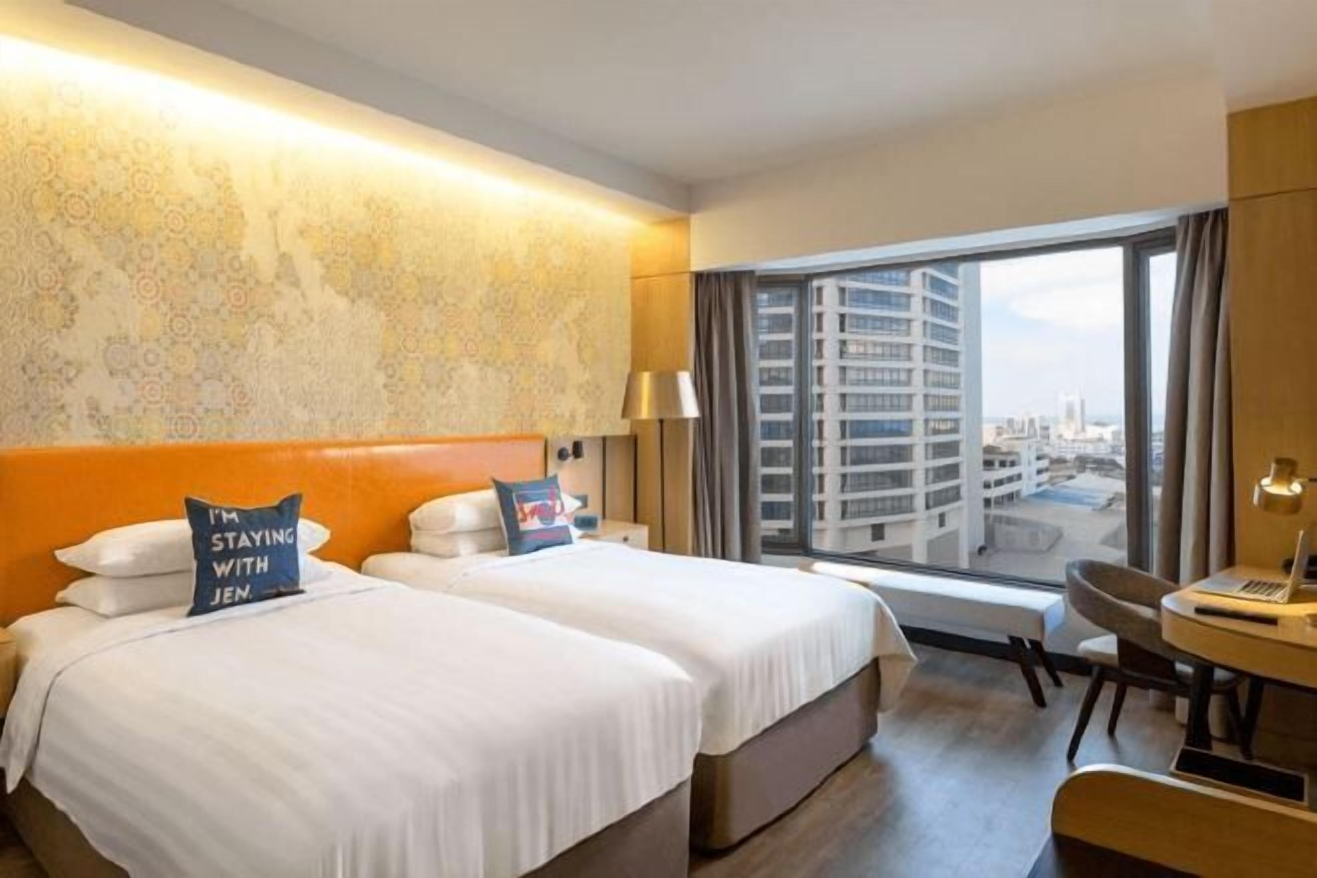 Down duvets, in-room safe, desk, laptop workspace