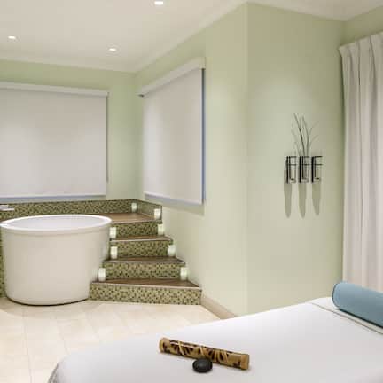 Couples treatment rooms, hot tub, steam room, body treatments