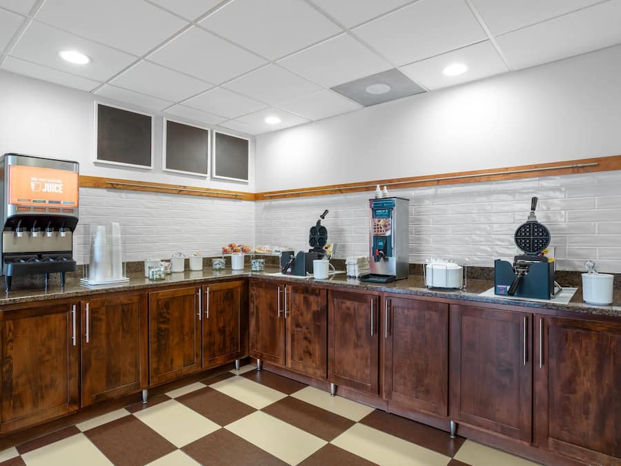 Breakfast area