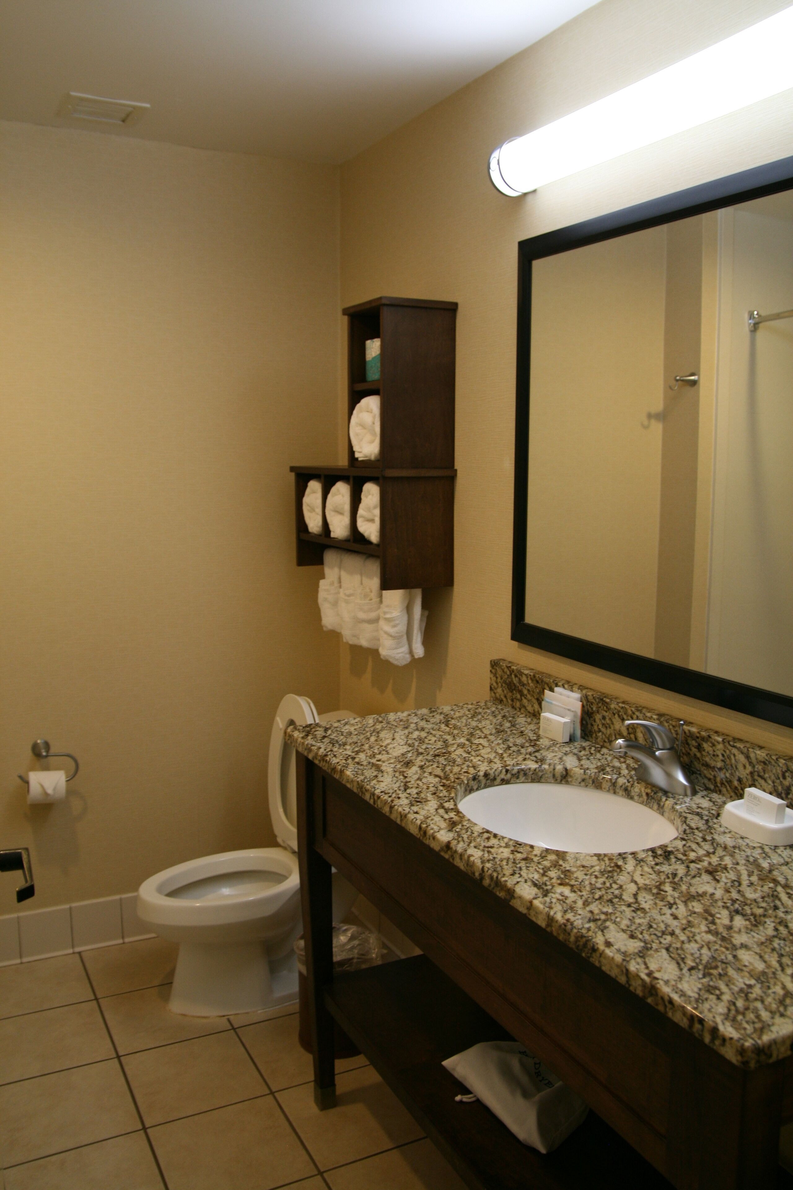 standard room, 2 queen beds, non smoking | bathroom | combined shower/bathtub, free toiletries, hair dryer