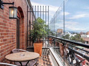 Junior-Suite, 1 King-Bett | Terrasse/Patio