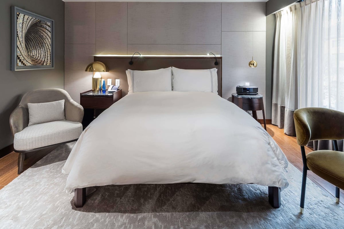 Minibar, in-room safe, soundproofing, iron/ironing board