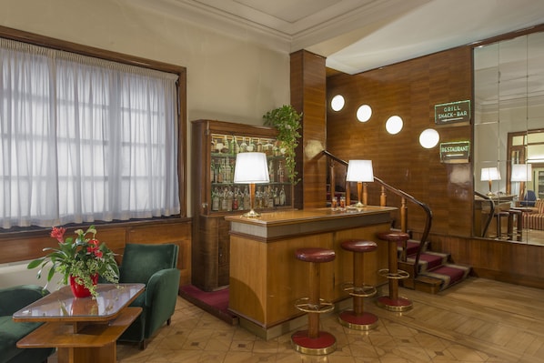 Bar (in der Unterkunft)
