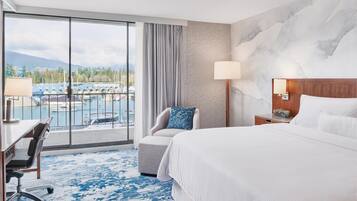 Deluxe Room, 1 King Bed, Mountain View | Premium bedding, down comforters, in-room safe, desk