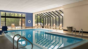 Indendørs pool