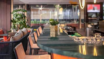 Poolside bar