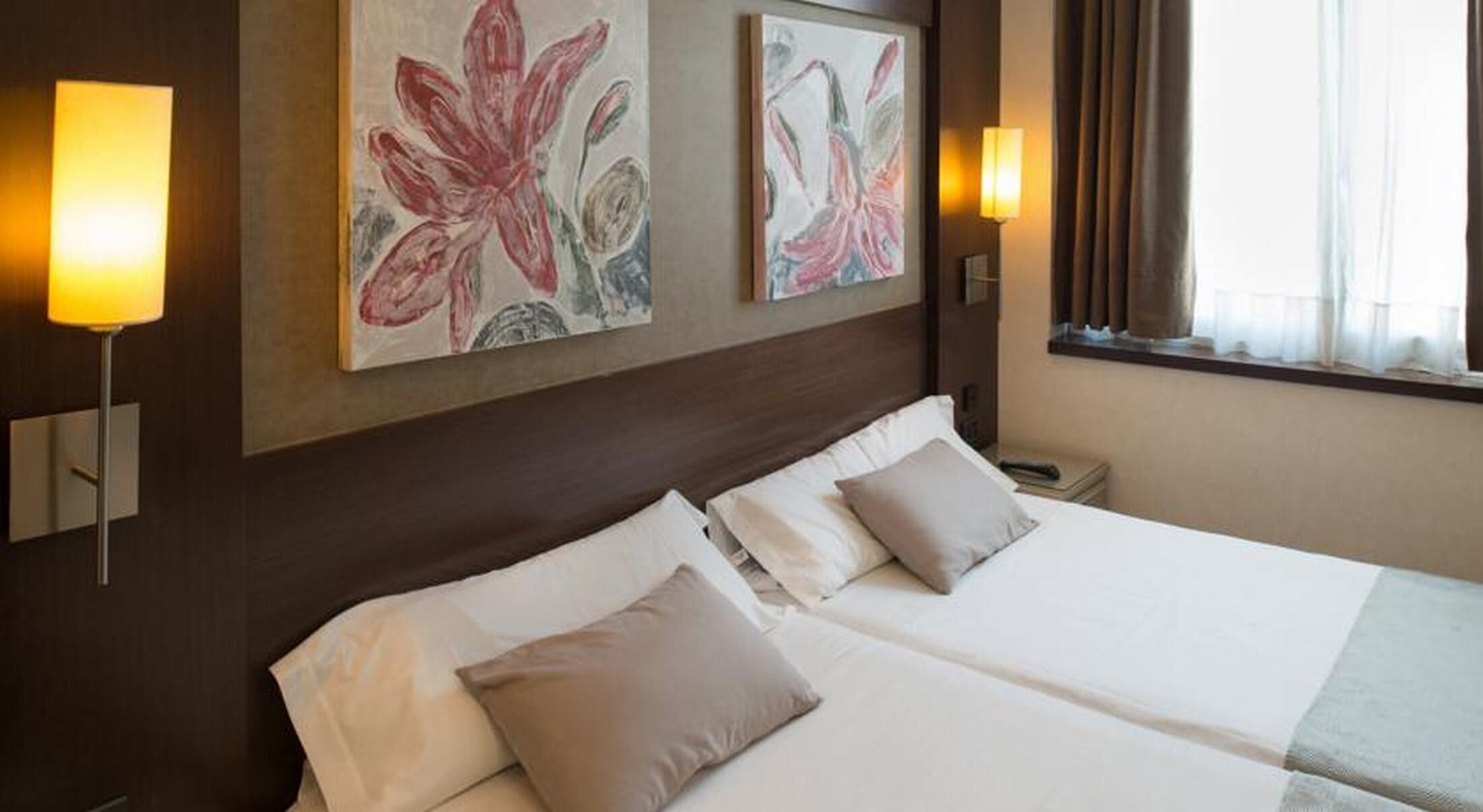 Minibar, in-room safe, desk, soundproofing