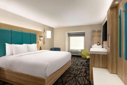 Premium bedding, pillowtop beds, desk, blackout drapes